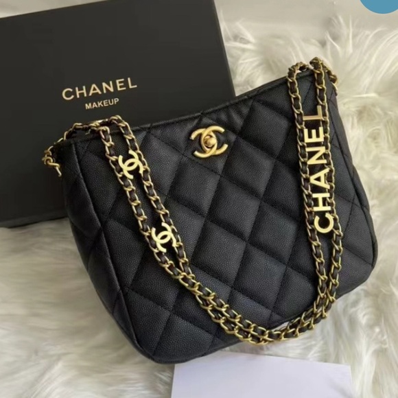 Handbags - GWP Chanel Makeup  bag